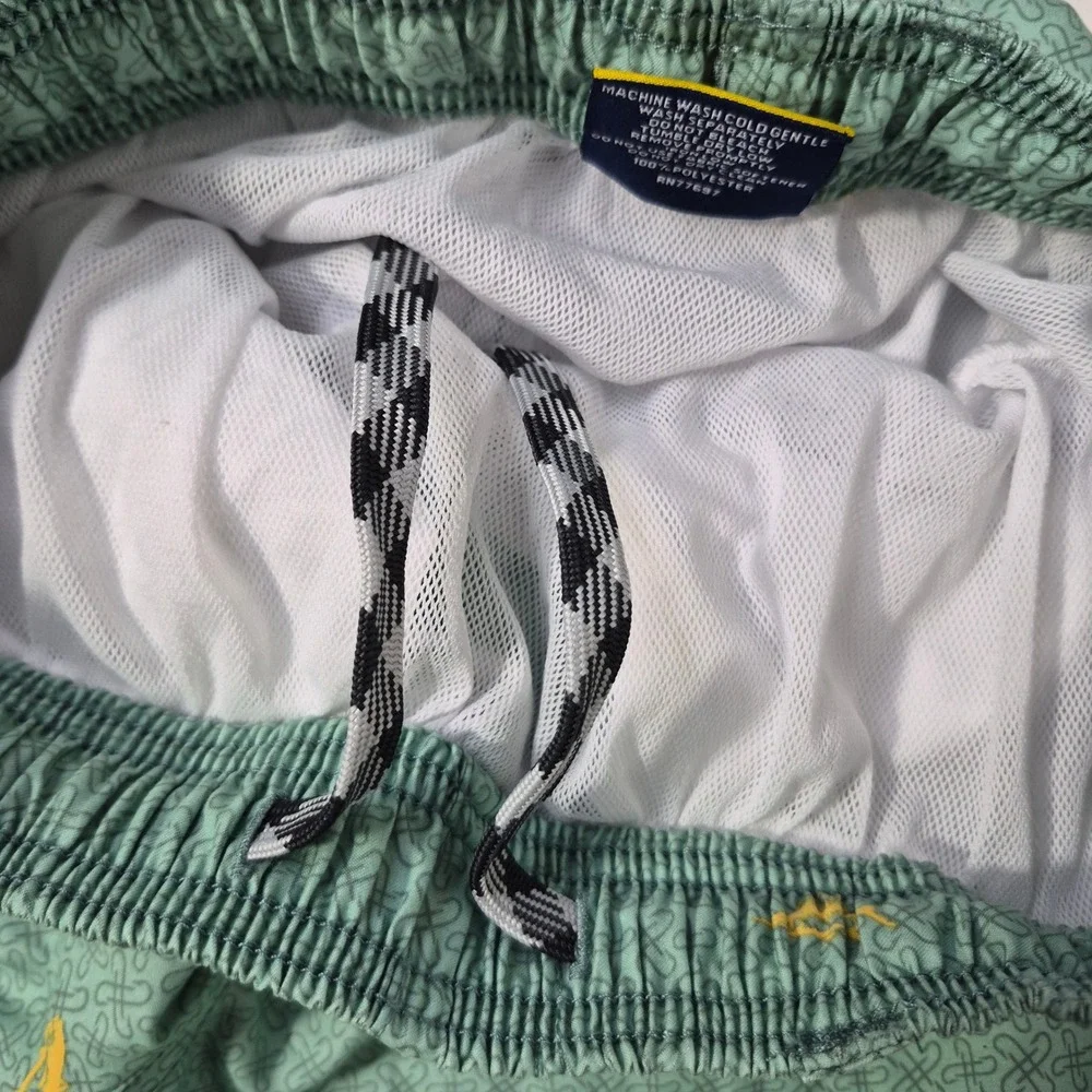 AFTCO Swim Trunks Mens Small Green Fish Print Board‎ Shorts Fishing Wear